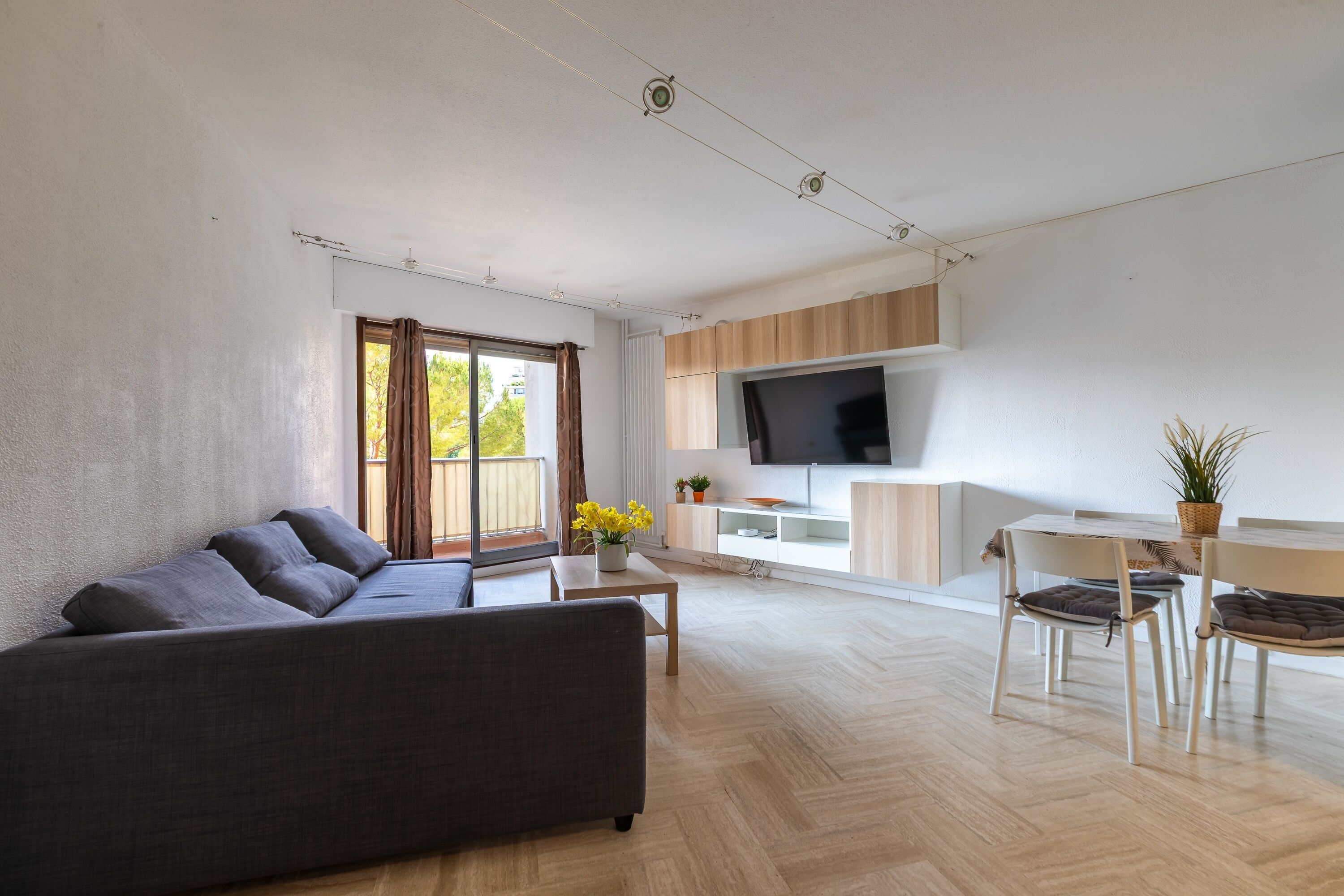 Fernseher