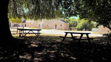 BBQ/picnic area