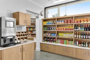 Gift shop - Marriott's Sabal Palms - I BR Villa (Orlando)