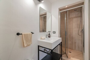 Bathroom - Domo Archea (Olbia)