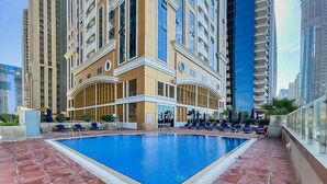 Pool - Grand 5BR near JBR Beach, Dubai Marina (Dubai)
