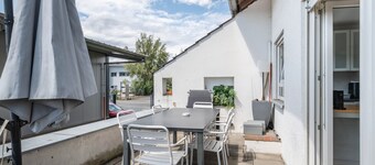 Apartment 'Großzugige Terasse Wohnung' with Wi-Fi