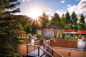 Property grounds - The Gant - 1 BR Apartment (Aspen)
