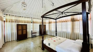 Luxury Villa, 4 Bedrooms, Air conditioning, Pool View | WiFi (free)