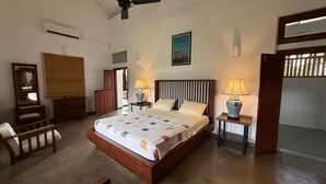 Luxury Villa, 4 Bedrooms, Penyaman udara, Pool View | Peralatan tempat tidur premium, katil lipat simpan percuma 