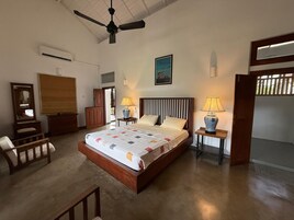 Vila superluxo, 4 quartos, ar-condicionado, vista para a piscina | Roupas de cama premium, camas extras/dobráveis, Wi-Fi de cortesia