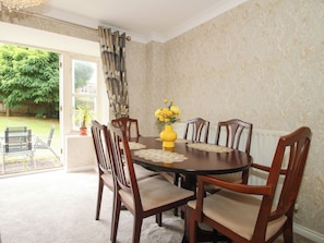 Dining - 18 Hengrave Meadow (Telford)