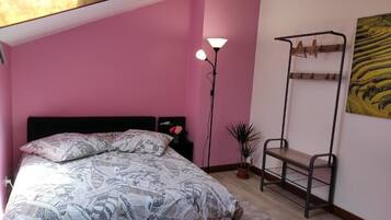 Iron/ironing board (on request), WiFi (free)