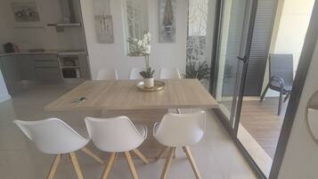 In-room dining