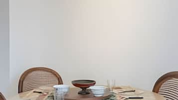 Apartment | Dining