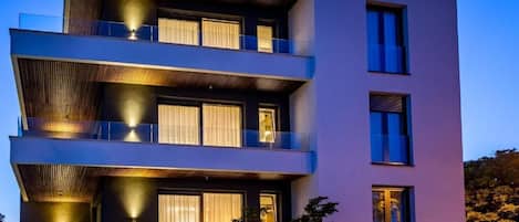 Superior Suite, Balcony, City View | Exterior