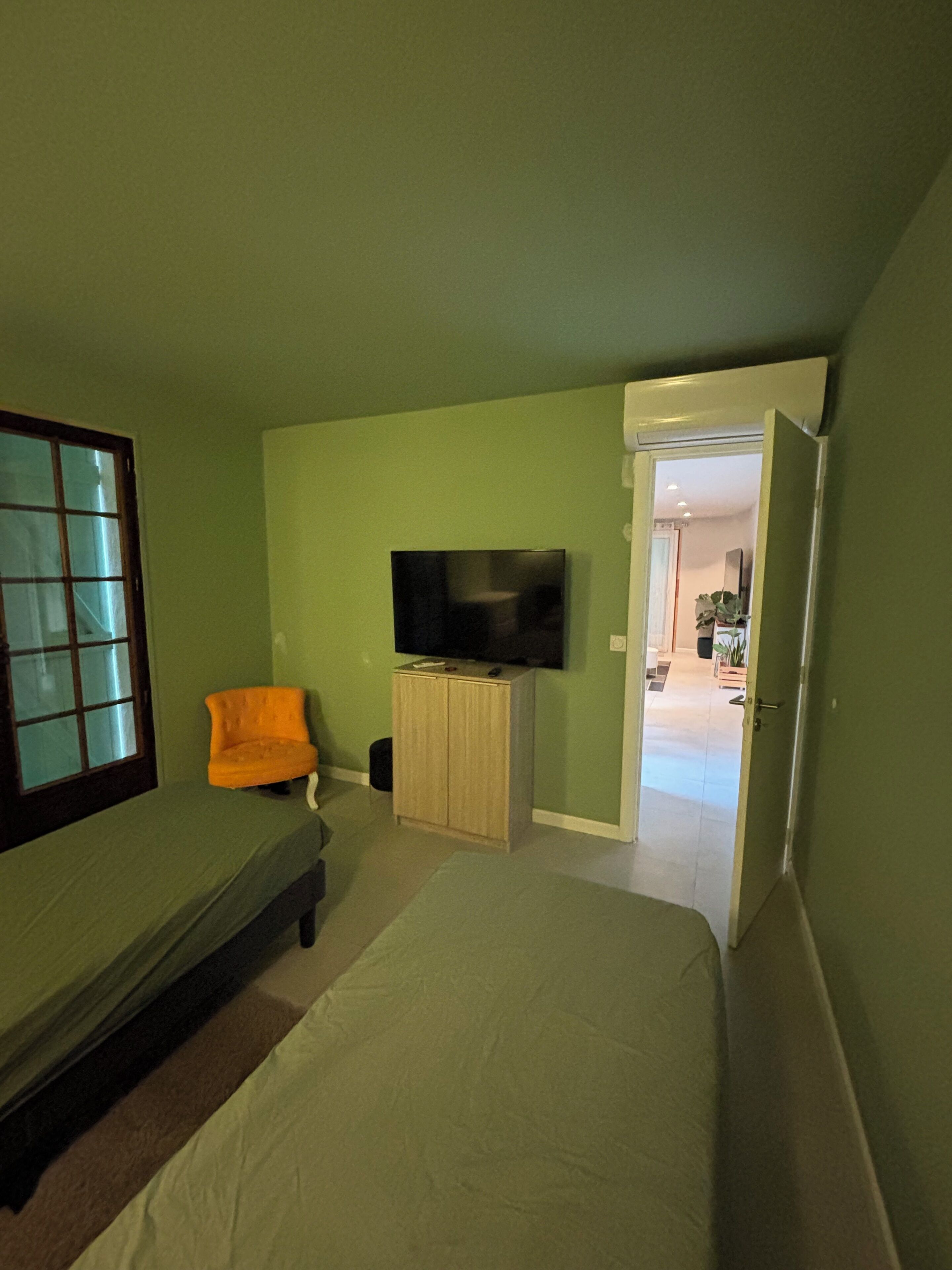 2 habitaciones, wifi gratis y ropa de cama 