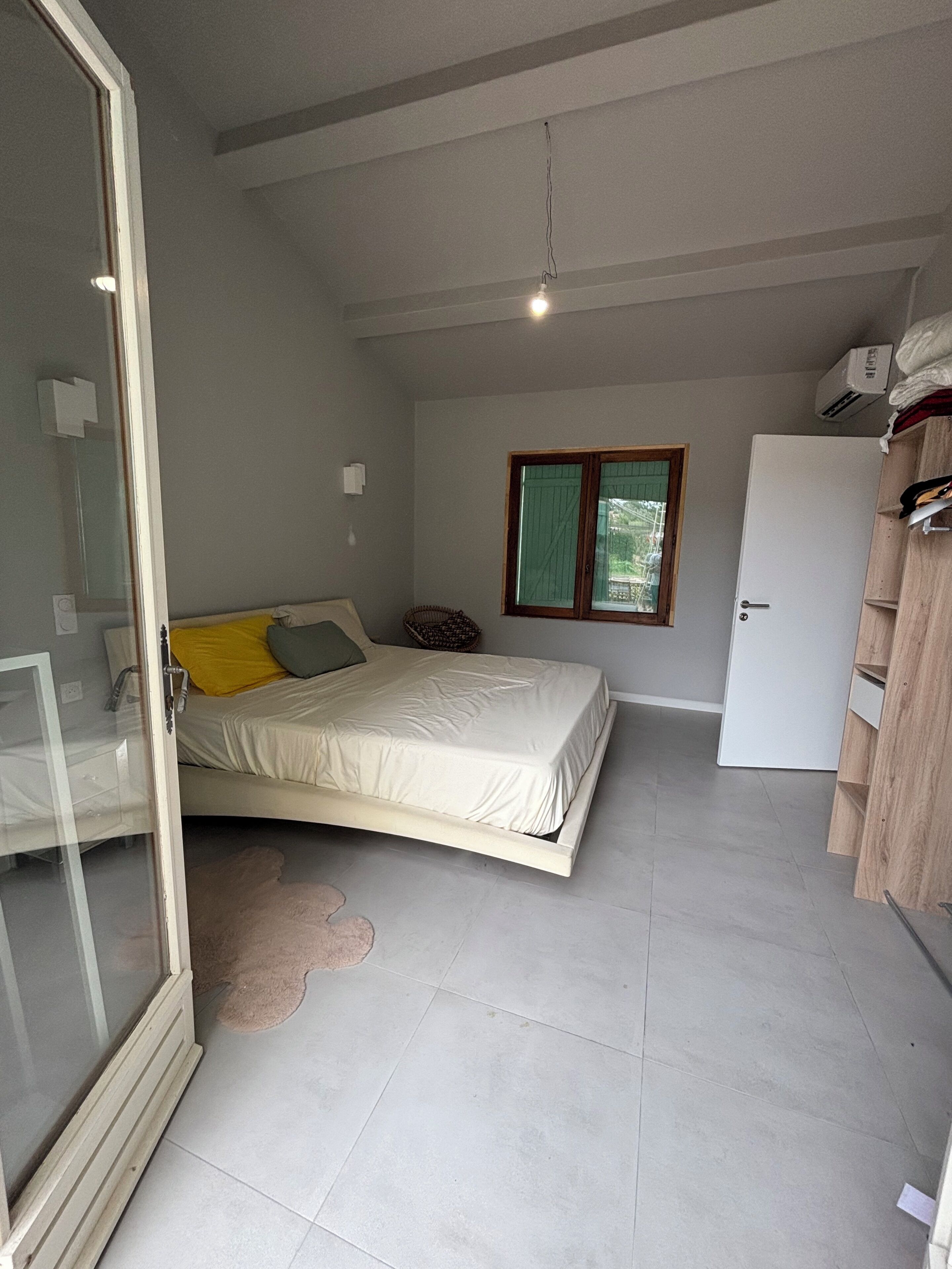 2 chambres, Wi-Fi gratuit, draps fournis