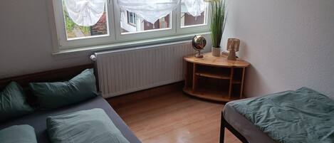 2 chambres, draps fournis