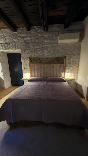 1 dormitori, wifi i roba de llit 