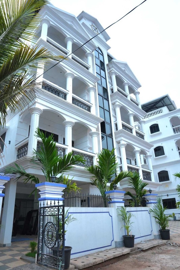 Exterior - Casa de Souza (Verna)