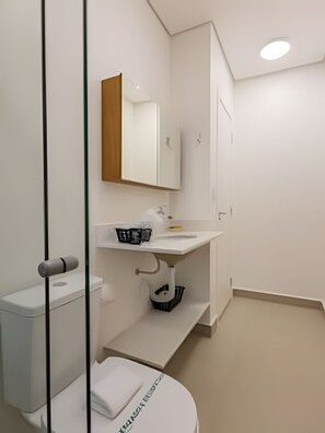 Apartment | Bathroom - Aconchego Cotoxó - Loft 3 (São Paulo)