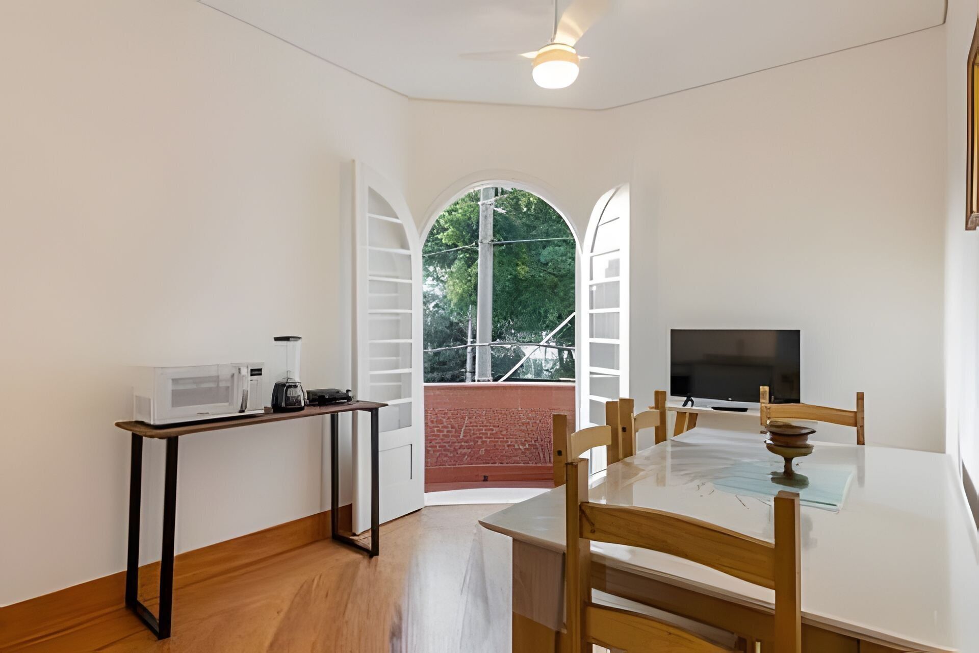 Apartment | Dining