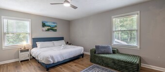 Mins to Truist Park & The Battery | Spacious East Cobb Home for Groups