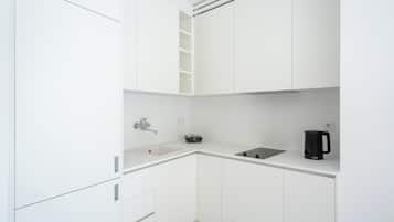 Penthouse, 2 Bedrooms, Balcony, City View | Private kitchen
