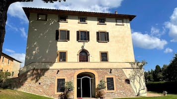 Esterni