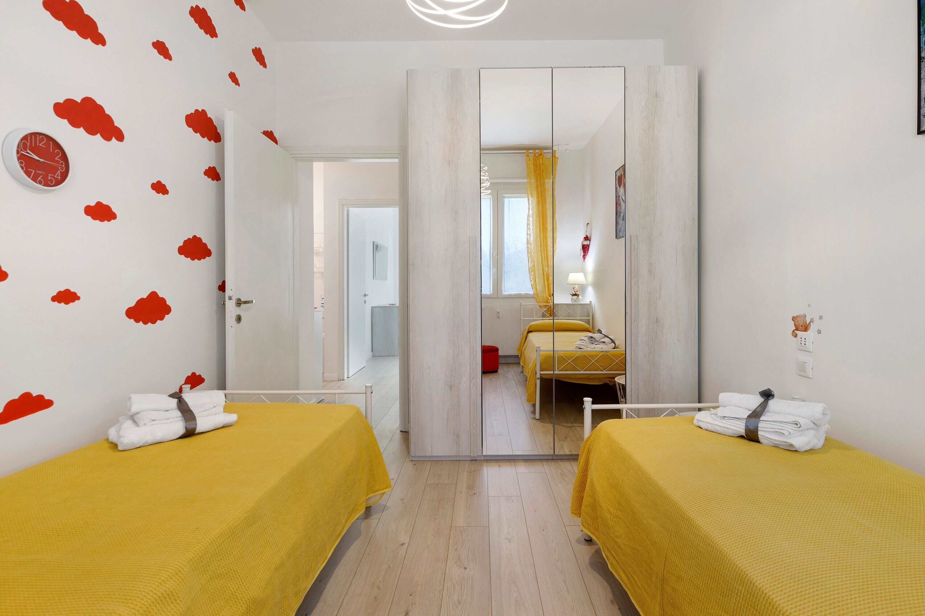 2 bedrooms, WiFi, bed sheets