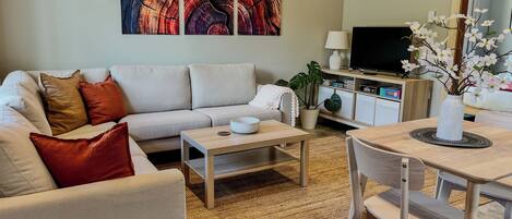 Smart TV, books