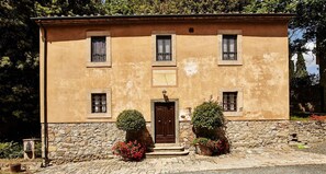 Esterni