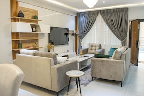 65-inch Smart TV with digital channels - The Beniluxe (Accra)