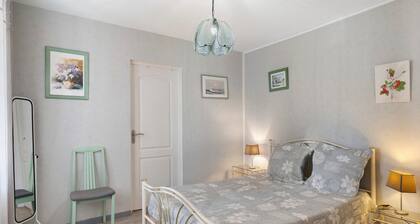 Cozy Small Apartment