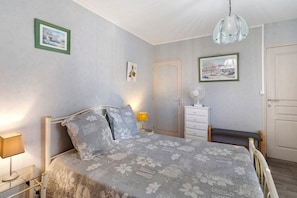 1 Schlafzimmer, Bügeleisen/Bügelbrett, WLAN, Bettwäsche