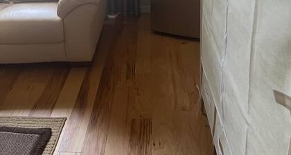 Modern, Clean & Cozy Room with Private Bath. Minutes to Disney