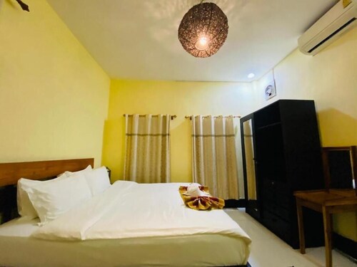 Meet Sunset Hostel
