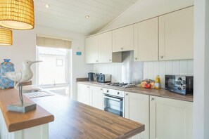 Private kitchen - Gimblet Rock Holiday Park (Pwllheli)