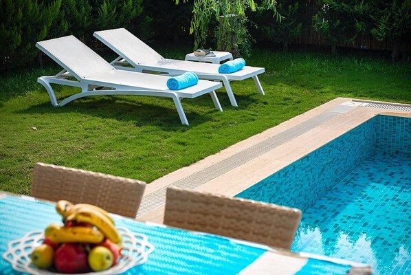 Pool - Tüm otel olanakları sunan möbleli Villa, Kayaköy, Türkiye (fethiye)