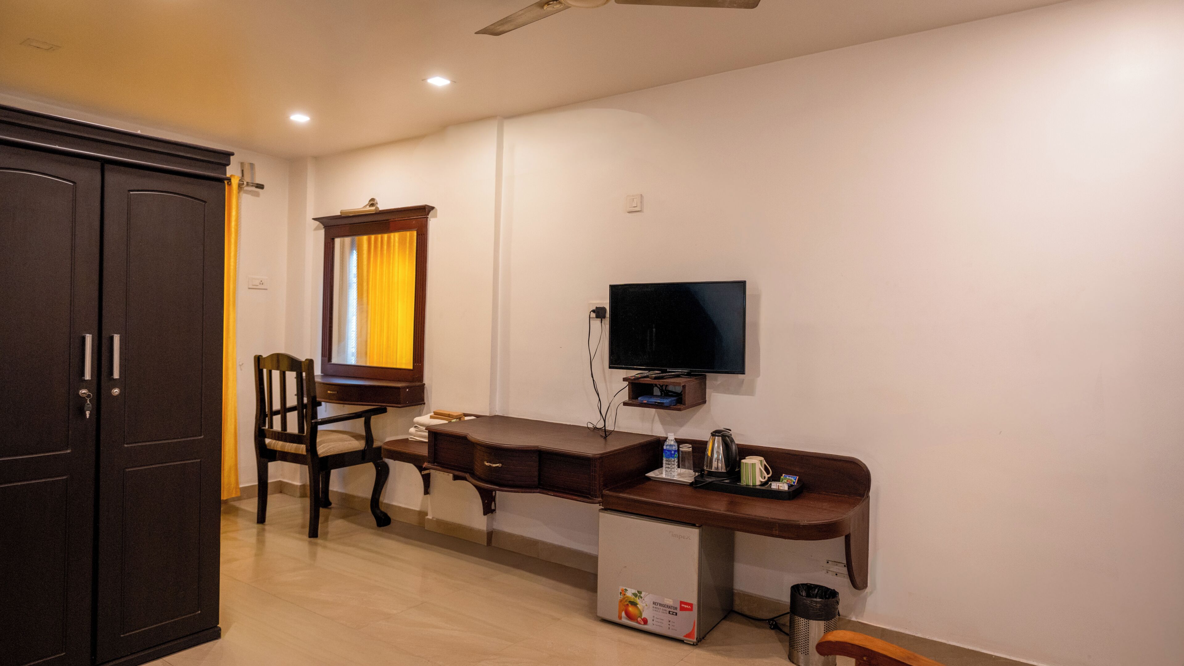 Standard Room | Desk, laptop workspace, free WiFi