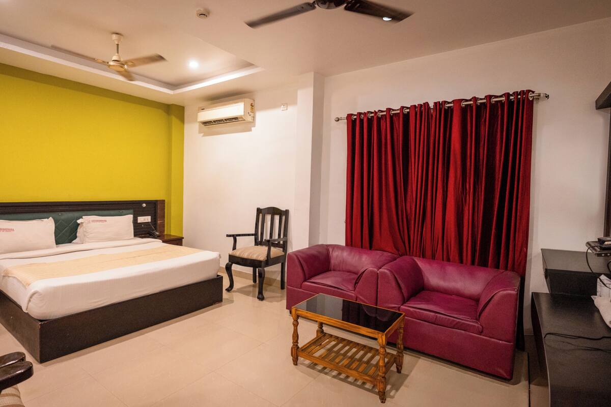 Standard Room | Desk, laptop workspace, WiFi (free)