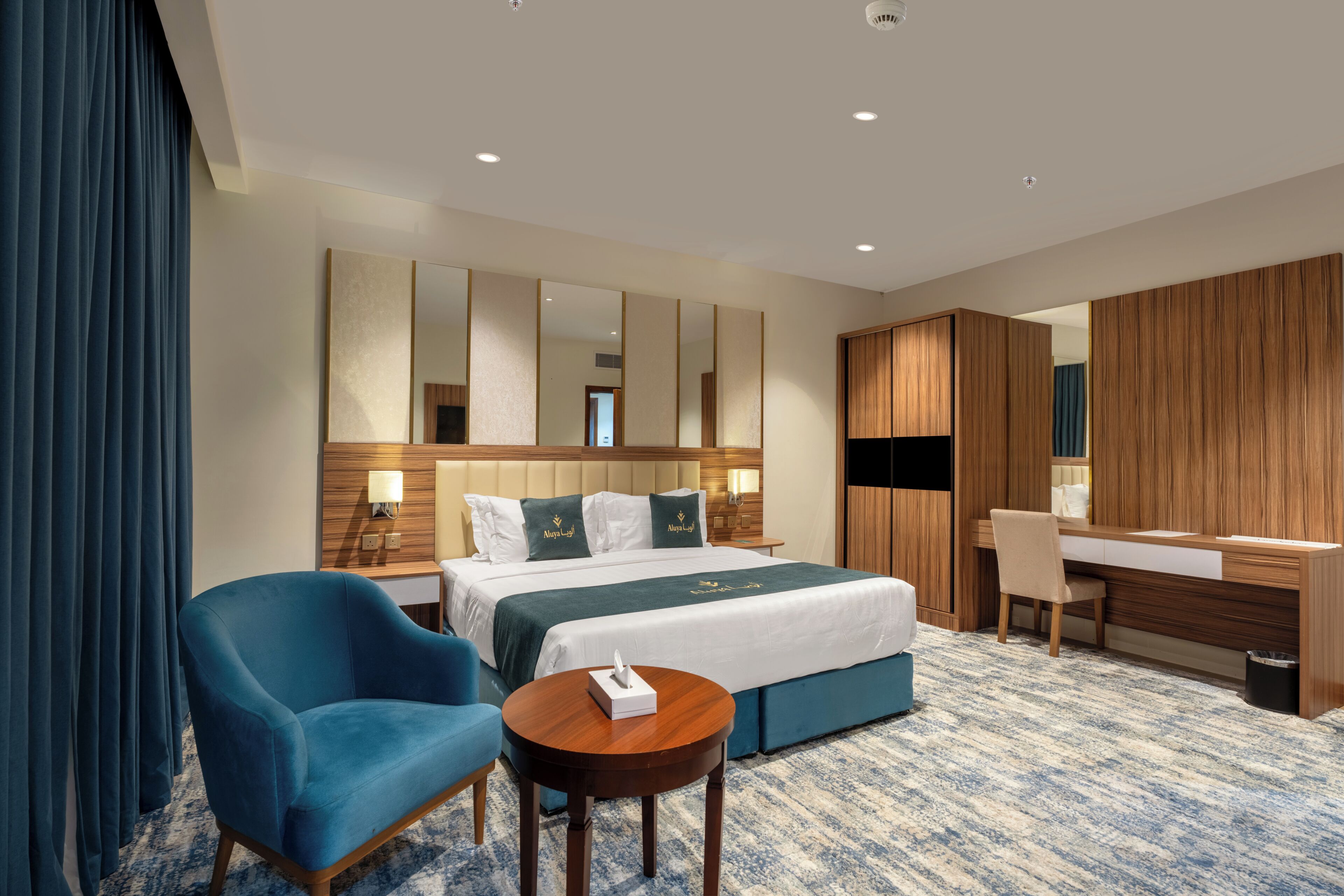 Luxury Suite, 3 Bedrooms, City View