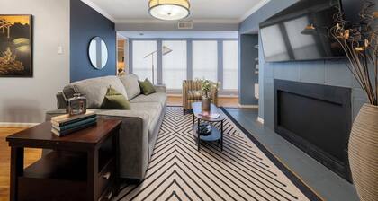 Spacious 3BR Retreat in Austin Pool Access