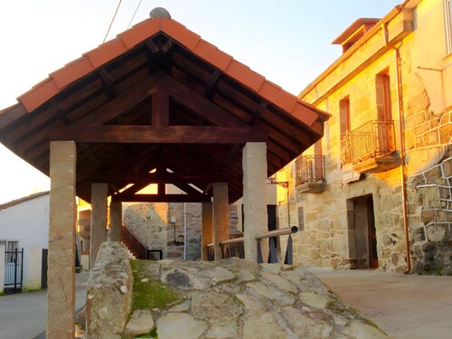 Double Room 'Esmeralda' with interior patio and Wi-Fi