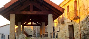 Camera doppia 'Esmeralda' con patio interno e Wi-Fi