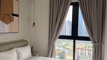2 bedrooms, iron/ironing board, WiFi, bed sheets