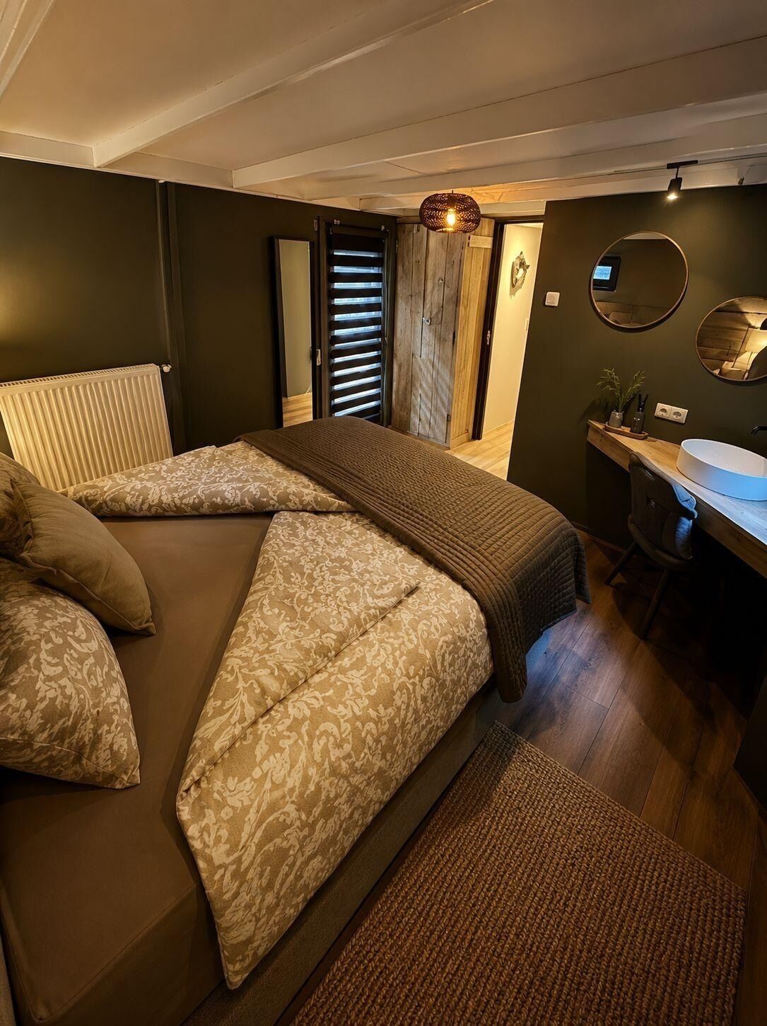 2 slaapkamers, internet, beddengoed