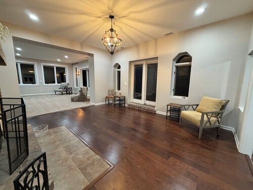 Spacious Andover Retreat - Family Friendly - Near Minneapolis