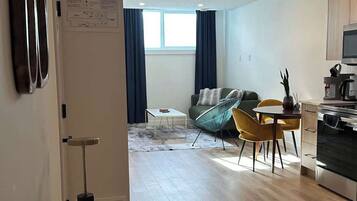 TV, offices