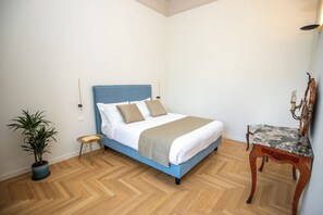 Bügeleisen/Bügelbrett, WLAN, Bettwäsche