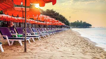 Condo, 1 Bedroom, Accessible, Smoking | Beach