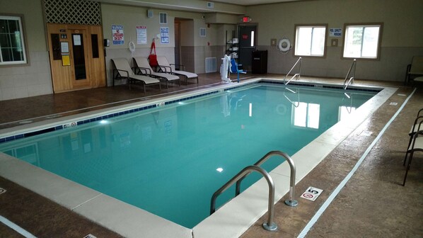 Pool - Spacious 2 Queen Beds with Kitchen | Near Crawfordsville Downtown (Crawfordsville)