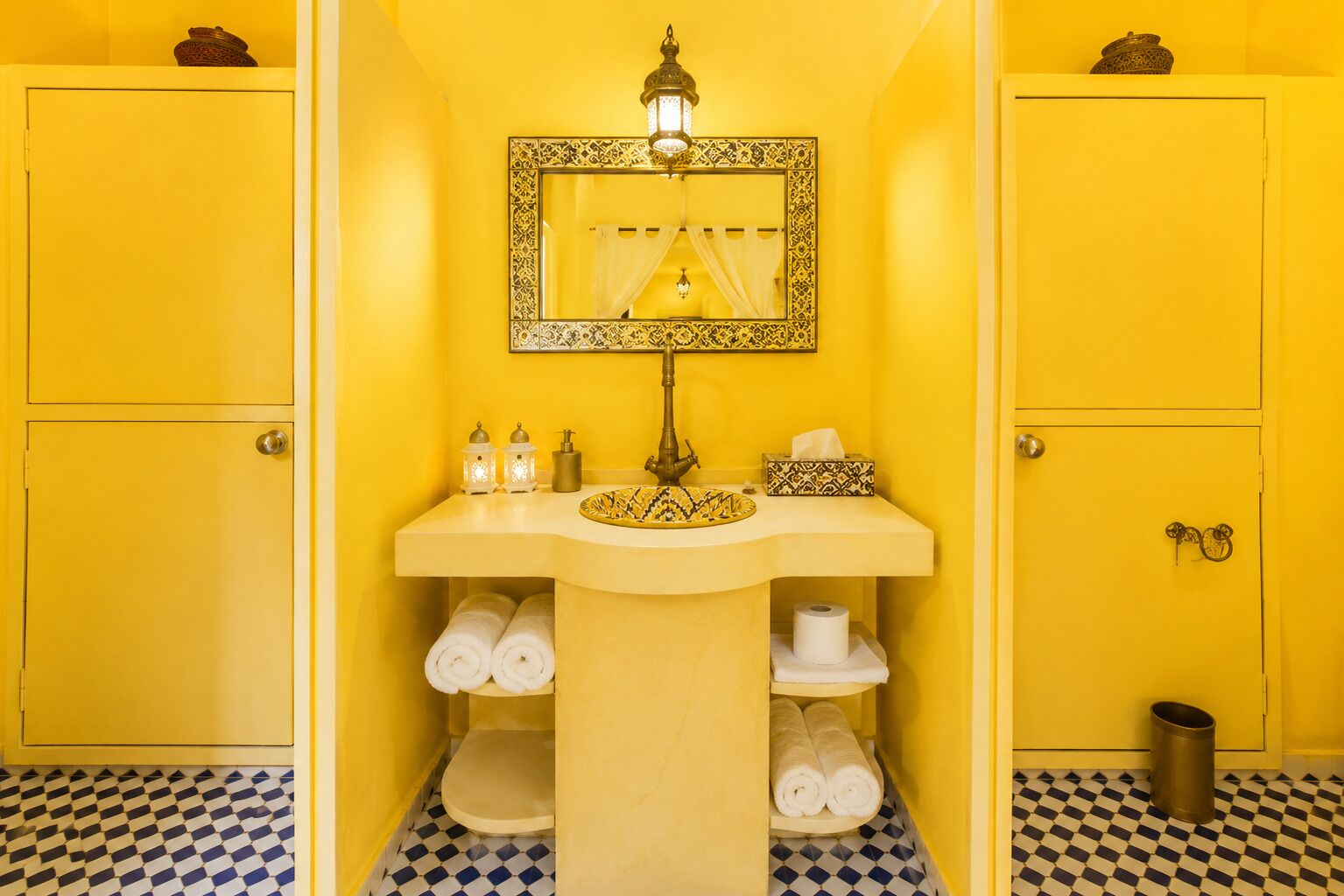 Bathroom | Separate tub and shower, towels, soap, shampoo