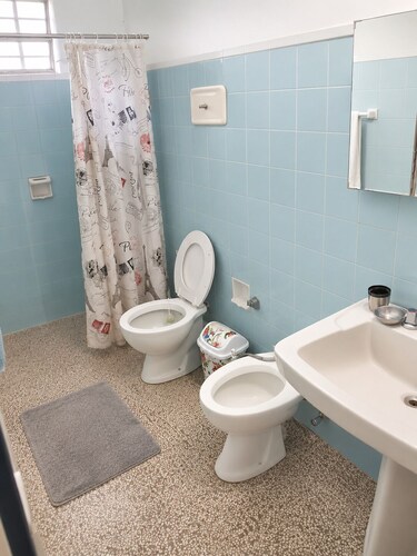 Spacious 3-bedroom apartment with a balcony in Durazno